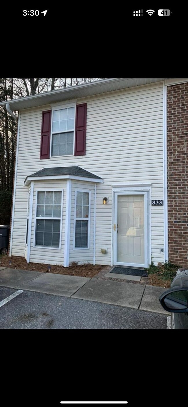 Building Photo - 833 Brickwood Ct