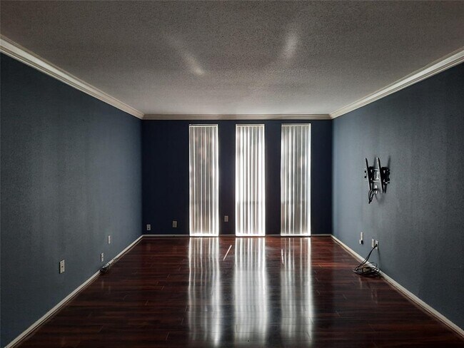 Building Photo - 4639 Wild Indigo St
