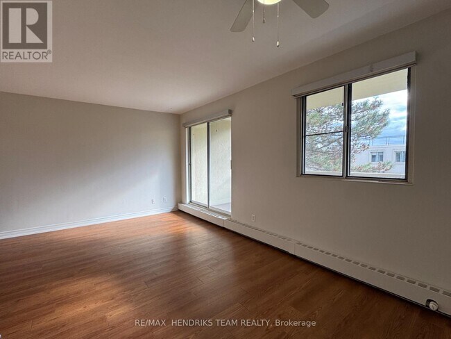 Photo du bâtiment - 5611 Valley Wy