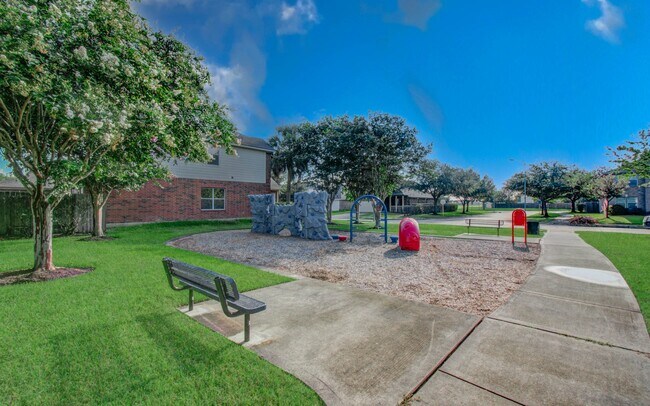 Foto del edificio - 14034 Chelseahurst Ln