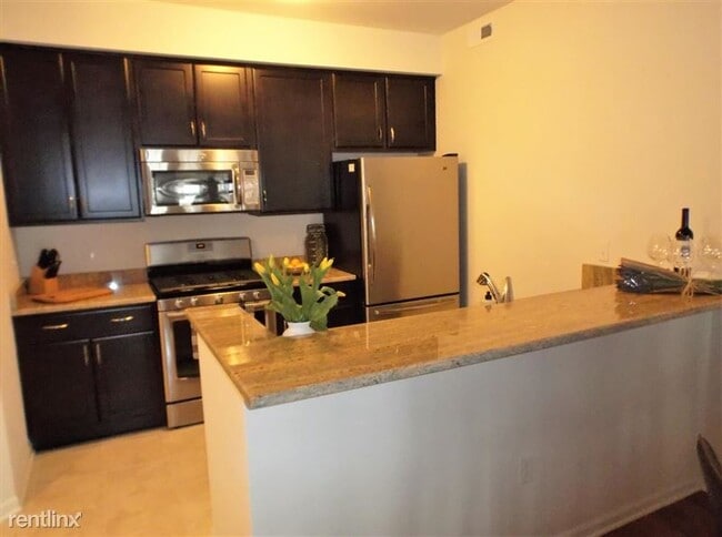 Foto del edificio - 958 W Summerfield Gln Cir