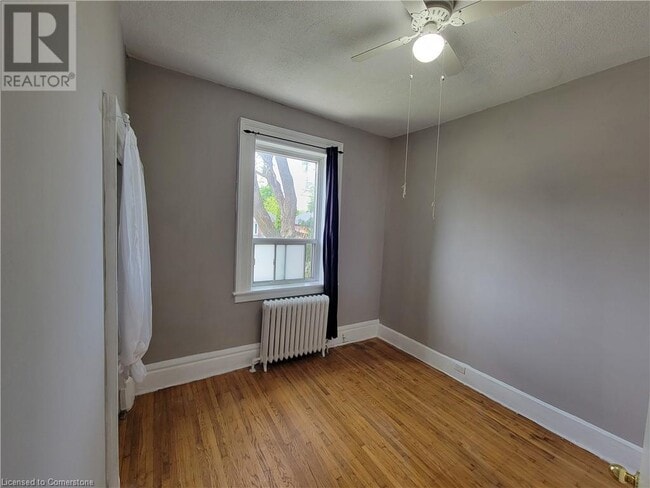 Photo du bâtiment - 303 E 19th St