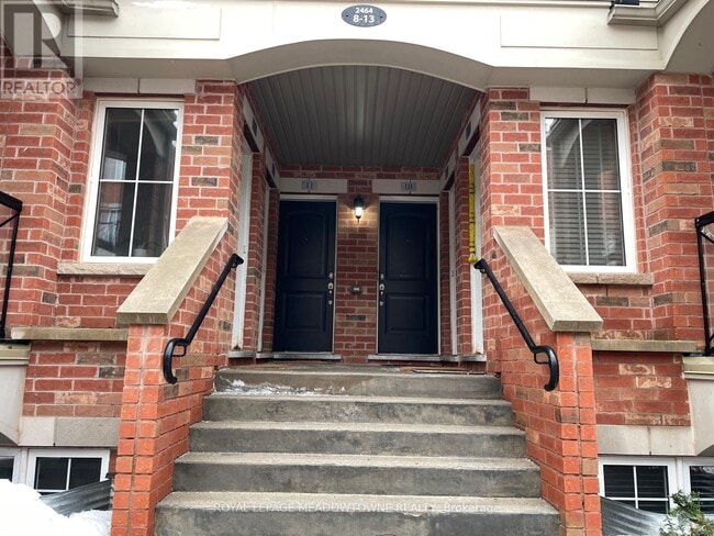 Building Photo - 2464 Post Rd