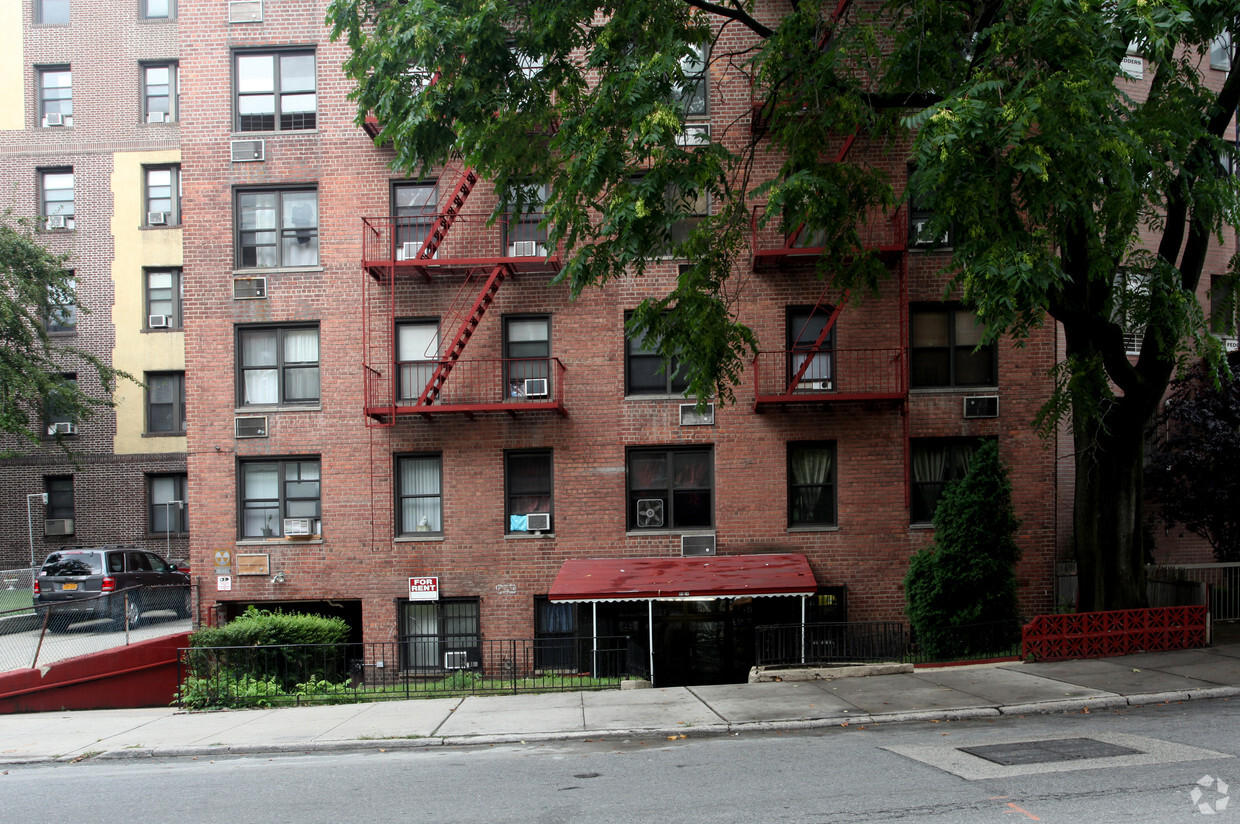 Building Photo - 83-14 Lefferts Blvd