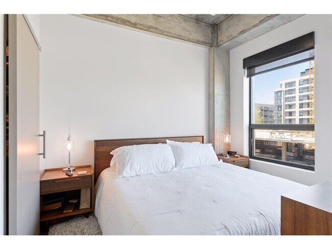 Foto del edificio - 728 N 3rd St