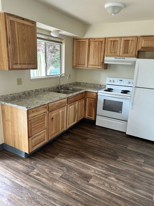 Foto del edificio - Carter Park Cutier-Updated Apartment with ...