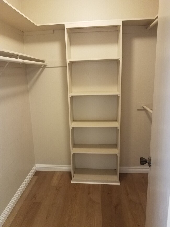 Foto del edificio - 1097 S Santo Antonio Dr