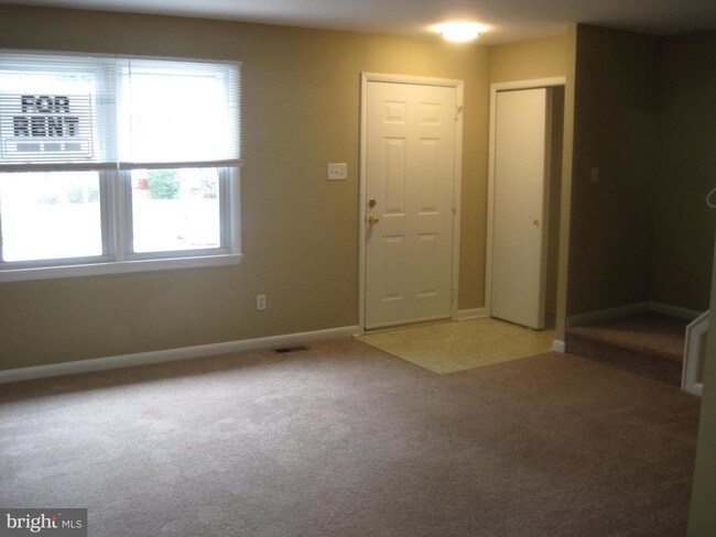 Building Photo - 257 Cedarmere Cir
