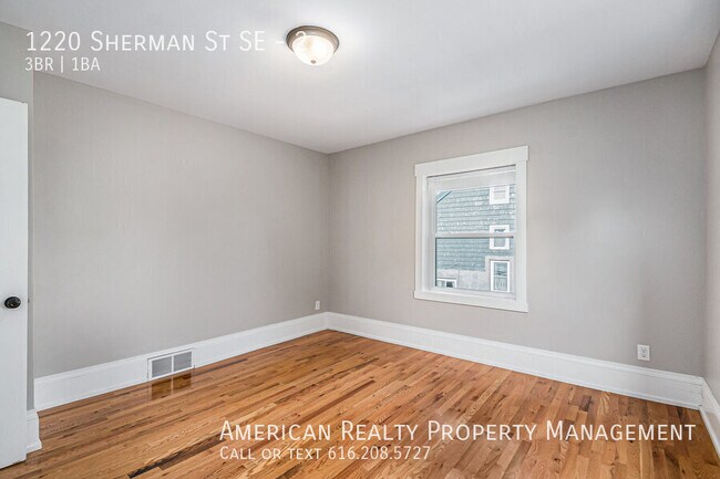 Foto del edificio - 1220 Sherman St SE