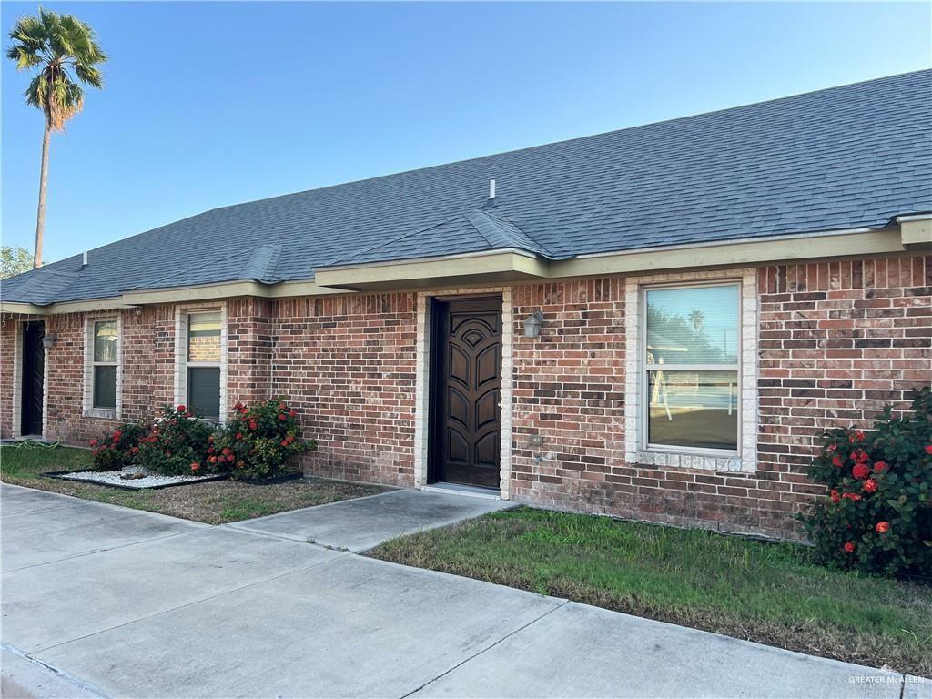 Foto principal - 1301 W Kennedy St