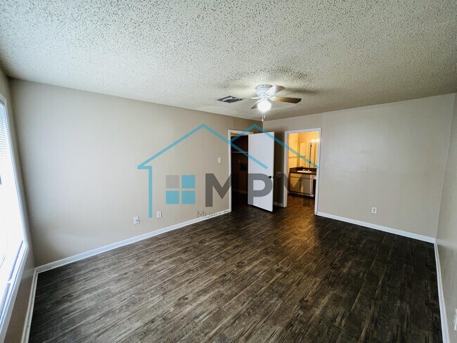 Foto del edificio - 109 Hudson Ln