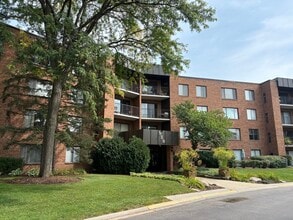 Building Photo - 950 E Wilmette Rd