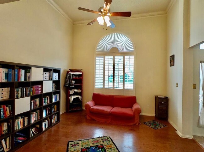 Foto del edificio - 223 Cove Dr