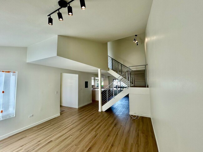Foto del edificio - Must See! 2-bedroom 2-bathroom Townhouse!