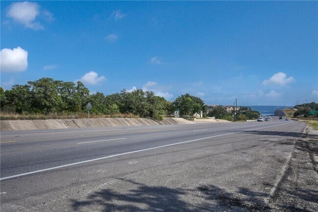Foto del edificio - 3817 Ranch to Market Rd 620