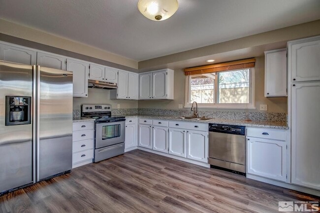 Building Photo - 7513 Cumberland Cir