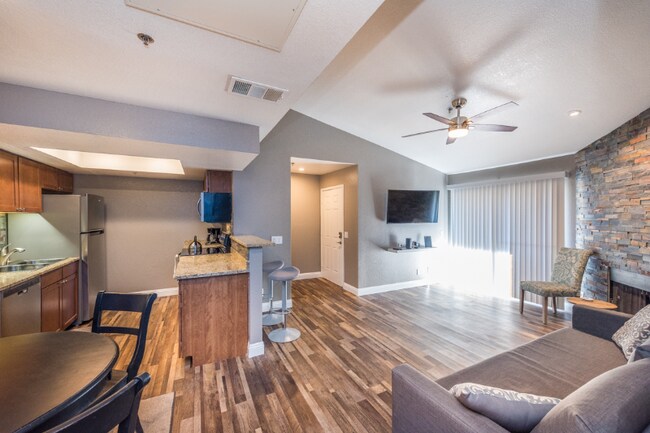 Foto del edificio - 4200 S Valley View Blvd