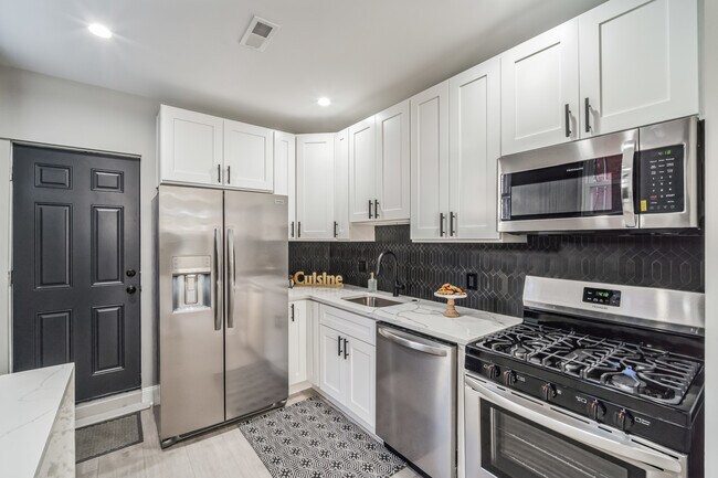 Building Photo - 1439 N 30th St
