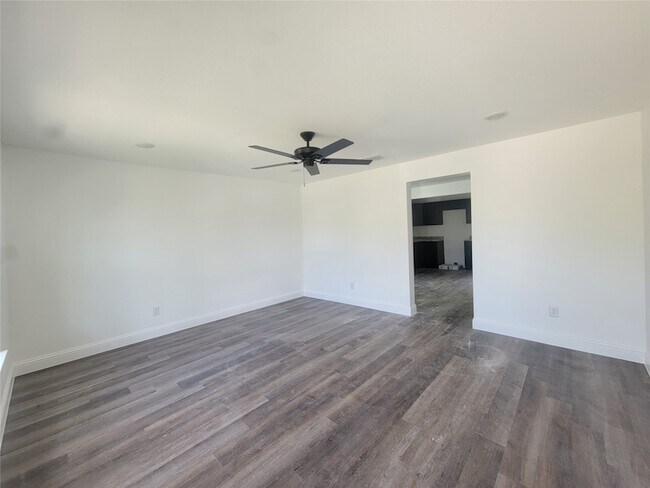 Foto del edificio - 3024 N Crump St
