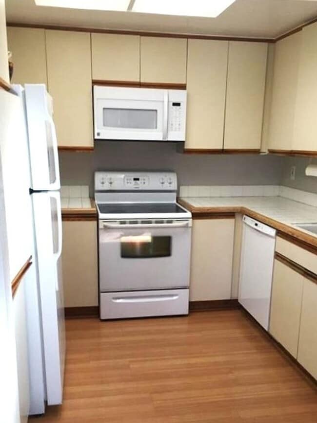 Building Photo - 2bed/1bath w/ 1 car garage in the heart of Mission Viejo