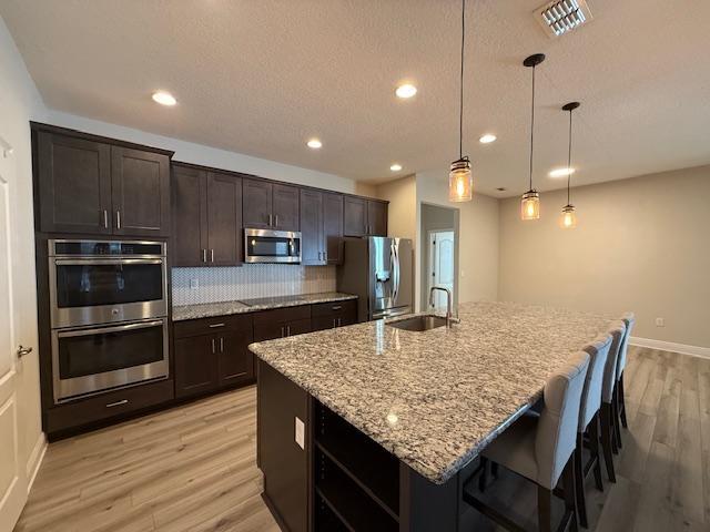 Foto del edificio - 4570 Hebron Dr