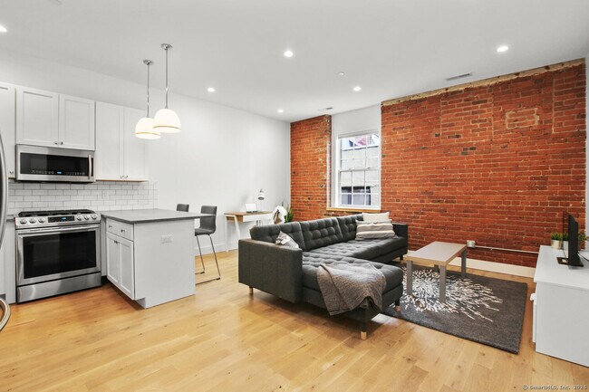 Foto del edificio - 191 Summer St