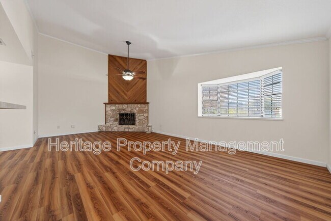 Foto del edificio - 609 Oak Park Dr