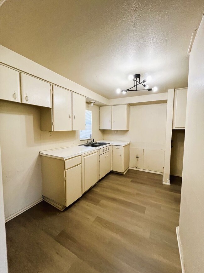Foto del edificio - 1033 SW 63rd St