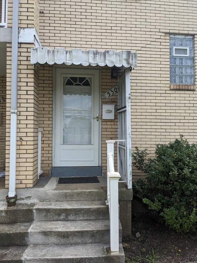 Front Door - 530 Montclair St