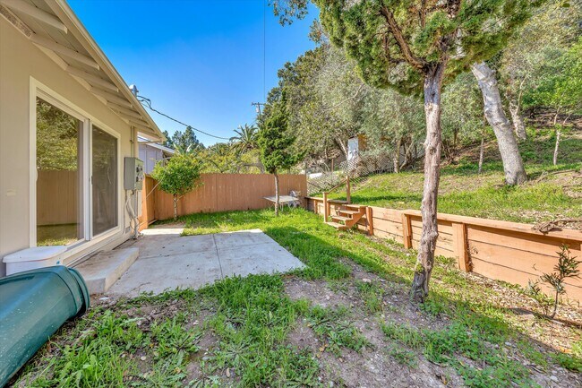 Building Photo - 3614 Farm Hill Blvd