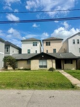 Building Photo - 812 Herkimer St