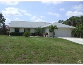 Building Photo - 11194 63rd Ln N