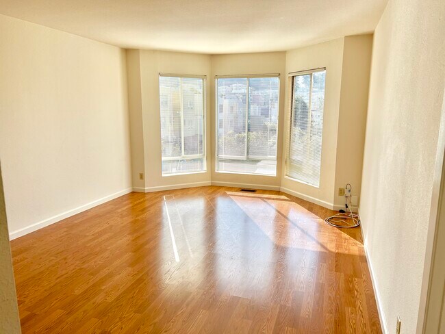 Livingroom - 2025 Balboa St