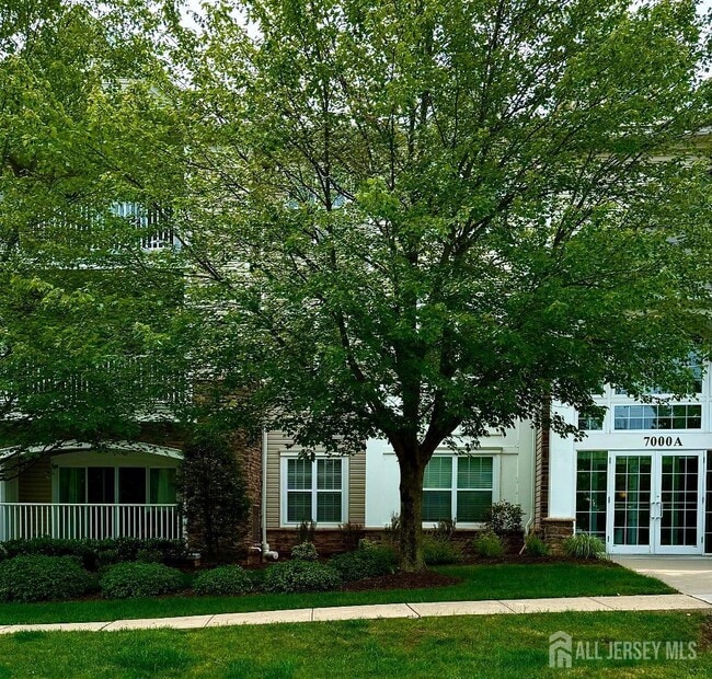 Building Photo - 7304 Westover Way