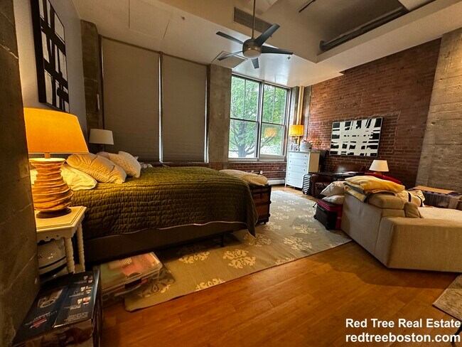 Foto del edificio - 150 Porter St