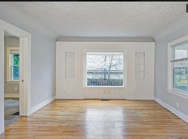 Foto del edificio - 901 Sarasota Ave SE