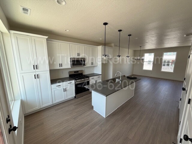 Foto del edificio - NO DEPOSIT option available for qualified ...