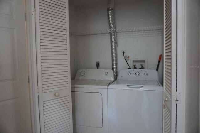 Foto del edificio - 6005 Westgate Dr