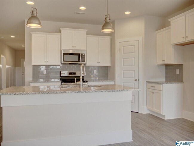 Foto del edificio - 109 Fern Valley Ct NW