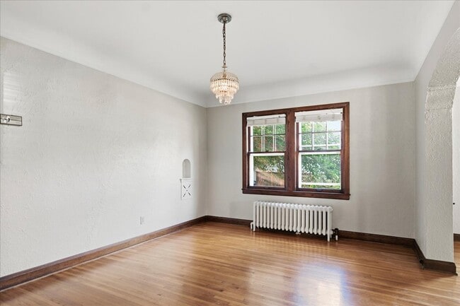 Building Photo - 4145 Colfax Ave S