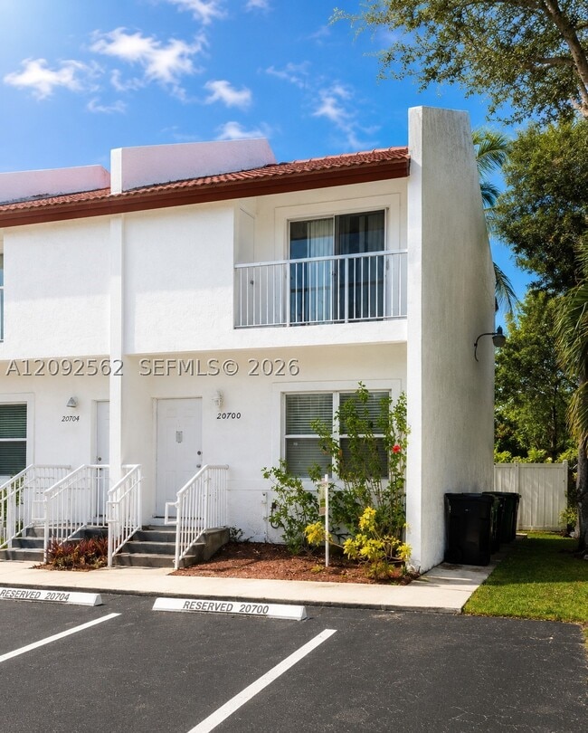 Building Photo - 20700 SW 82nd Ave