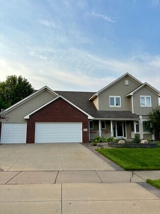 Building Photo - 20626 Hartford Way