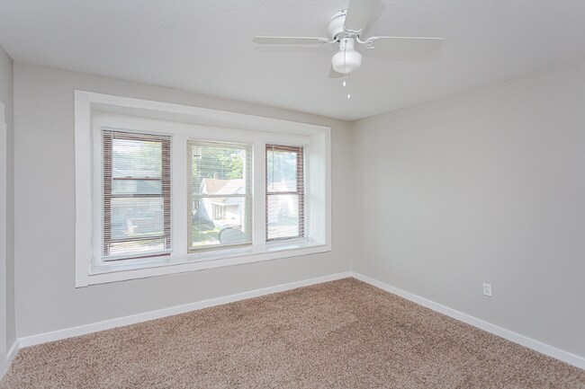 Building Photo - 1436 Avondale Ave