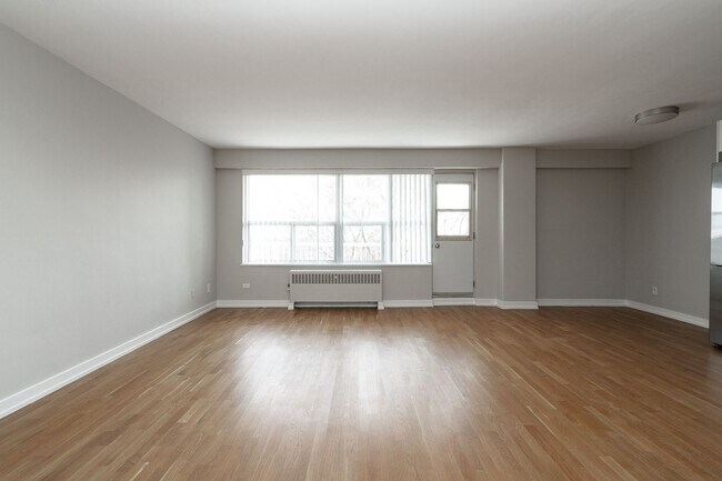 Building Photo - 99 Tyndall Ave