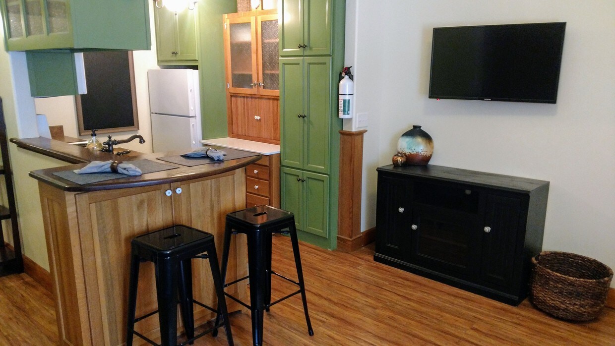 Foto principal - 408 S Walnut St