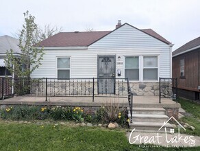 Building Photo - 12038 Lumpkin St