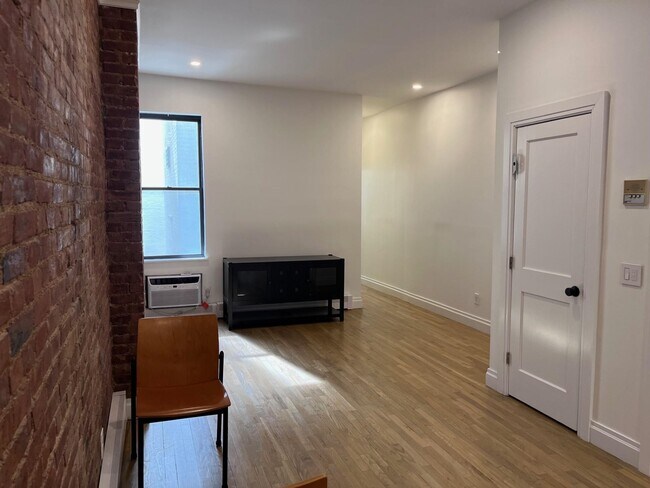 Foto del edificio - 259 12th St