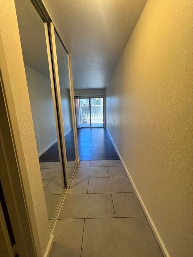 Building Photo - 2240 Blake St