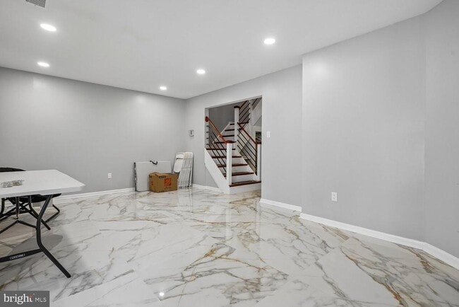 Foto del edificio - 6608 Westbury Oaks Ct