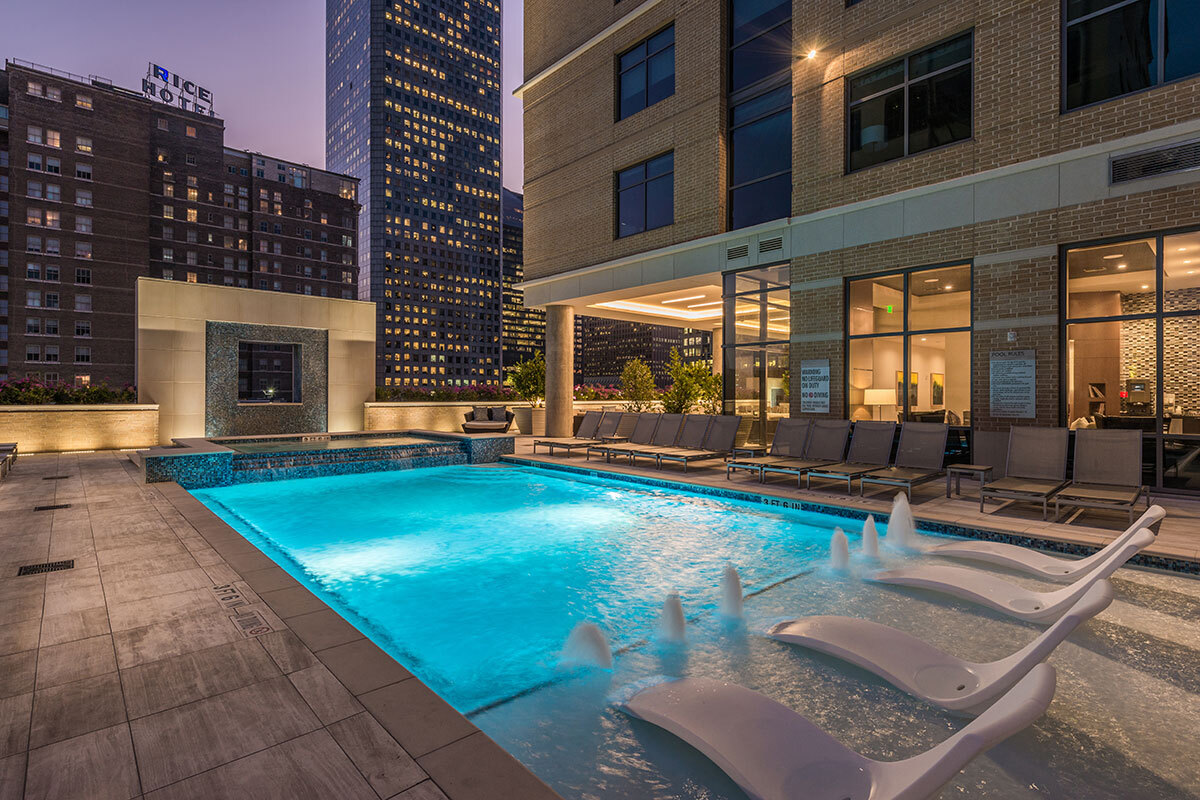 Foto principal - Studio Living, Seamless Style: Where Luxur...